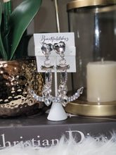 Load image into Gallery viewer, Anchor diamond Earrings
