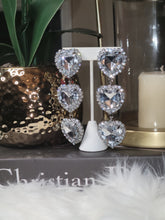 Load image into Gallery viewer, Triple heart clip on Earrings

