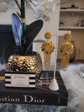 Load image into Gallery viewer, Saudi African Gold Earrings
